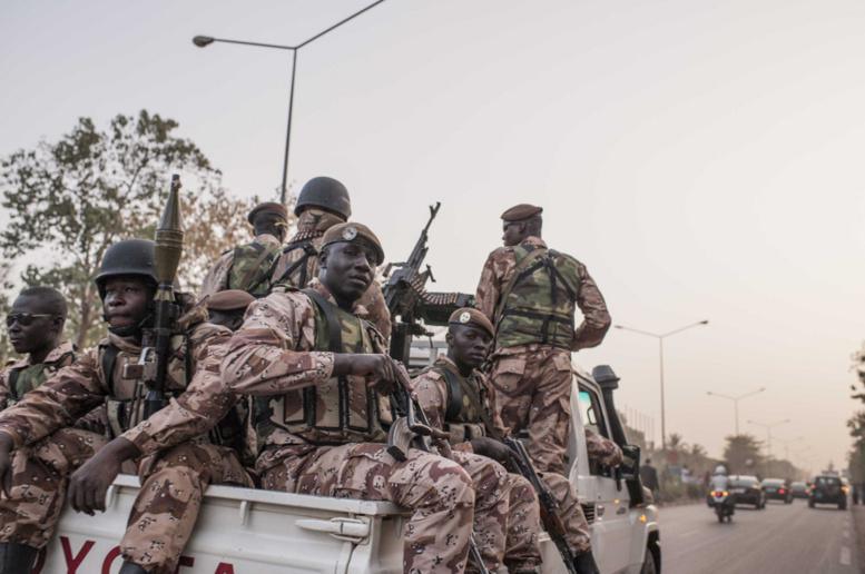 Entrée du camp militaire de Kati, près de Bamako, Mali, le 3 octobre 2013. AFP PHOTO/HABIBOU KOUYATE