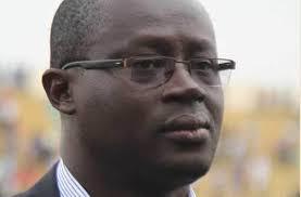 "Un groupe difficile", Me Augustin Senghor