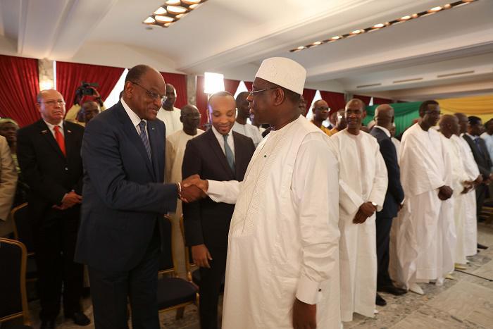 Installation du COS PETROGAZ: Macky encense son ancien patron