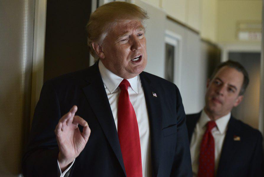 Décret migratoire: Donald Trump renonce à faire appel