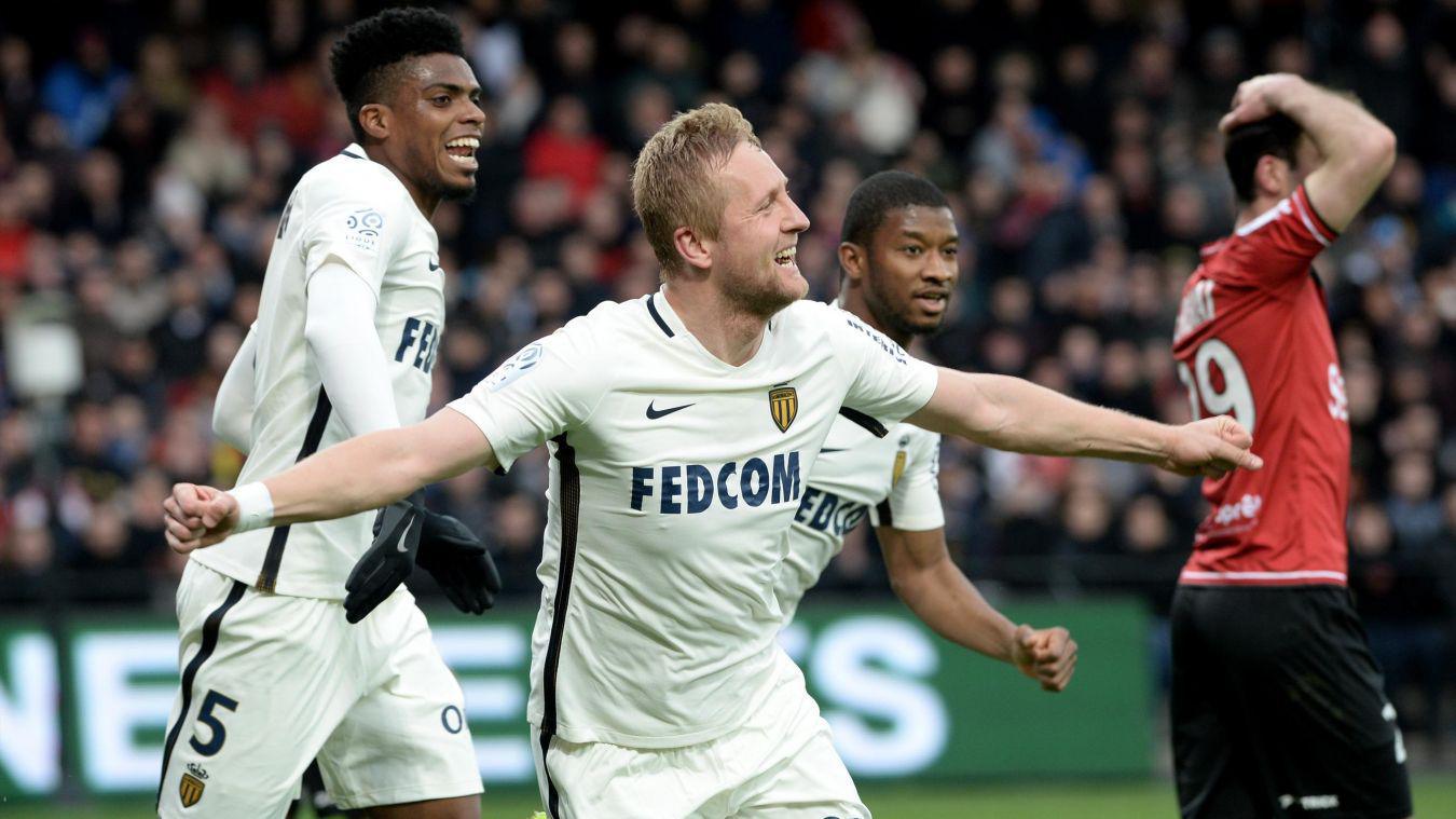 Monaco gagne à Guingamp (1-2) et reprend 3 points d'avance en tête