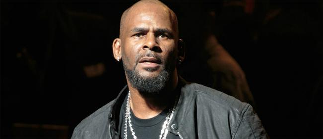​R. Kelly accusé de séquestrer des femmes et d'être le gourou d'une secte