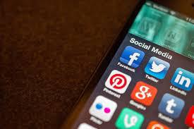 La responsabilité juridique du fait de l’usage des réseaux sociaux, de la fourniture d’accès, de fourniture de contenus