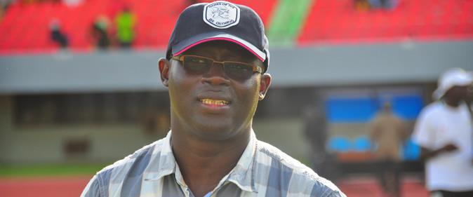 Me Augustin Senghor attaqué par des supporteurs mbourois