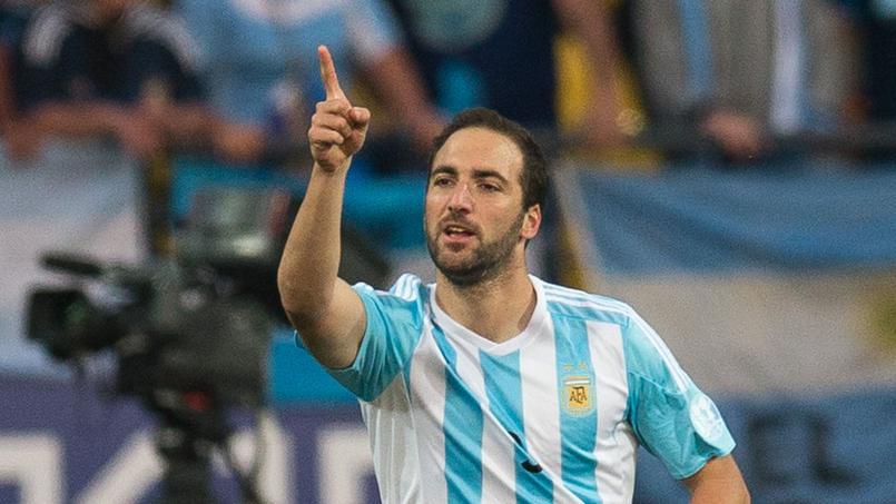 En 2016, Higuain a failli arrêter le football pour s'occuper de sa maman