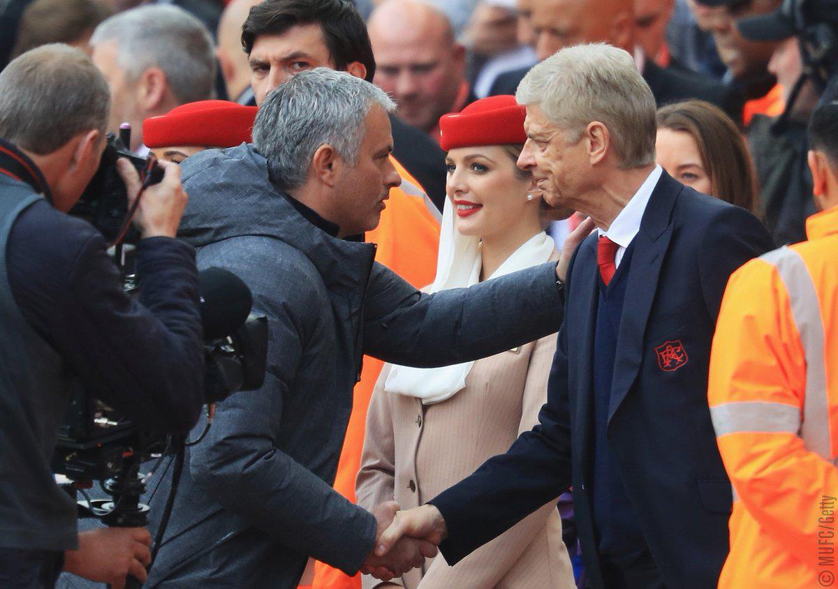 Mourinho réagit au départ de Wenger : "je suis vraiment content pour lui"