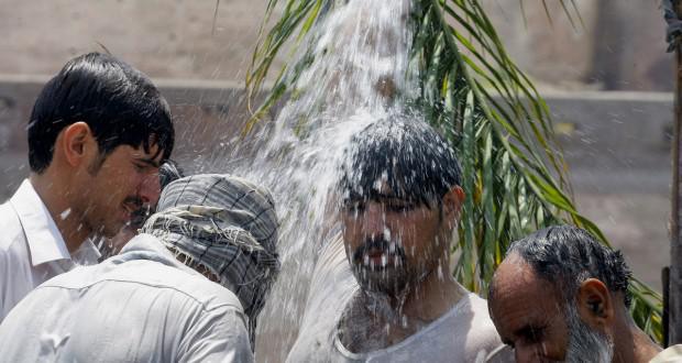 Vidéo - Comment les Pakistanais jeûnent sous une température de 44°