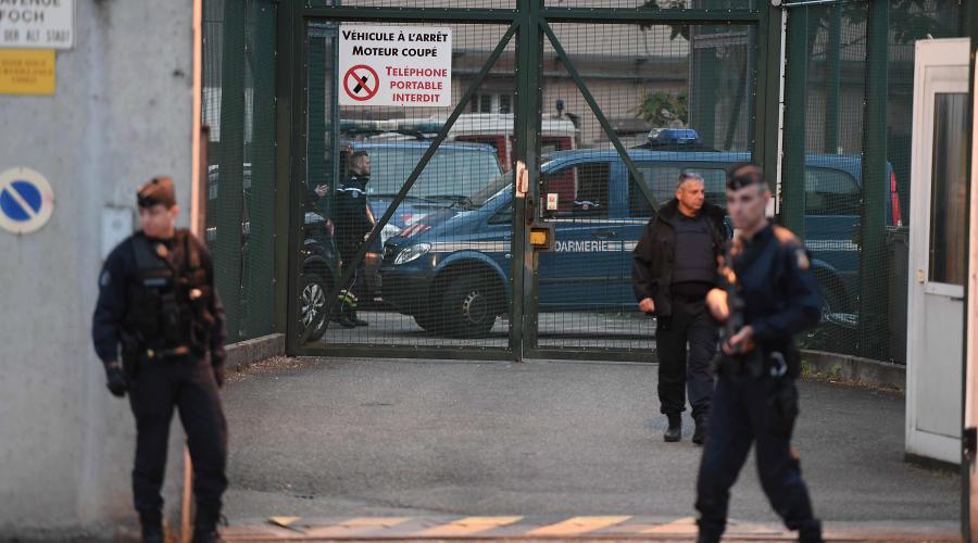 France : un détenu prend en otage une surveillante dans une prison