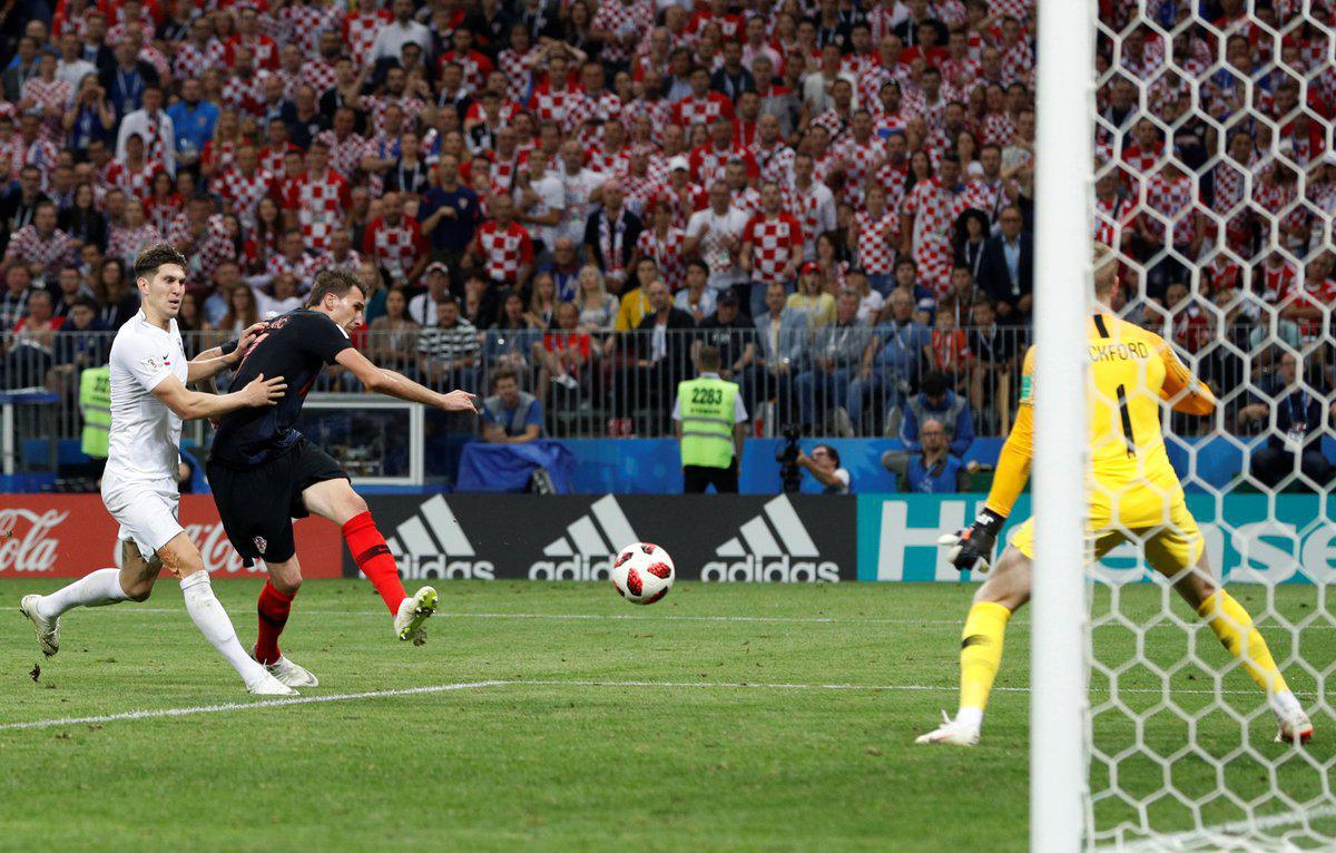 #CROENG : Mandzukic met un pied de la Croatie en finale (2-1)