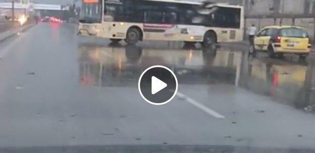 Vidéo - Un bus DDD filmé entrain de prendre un sens inverse sur l'autoroute