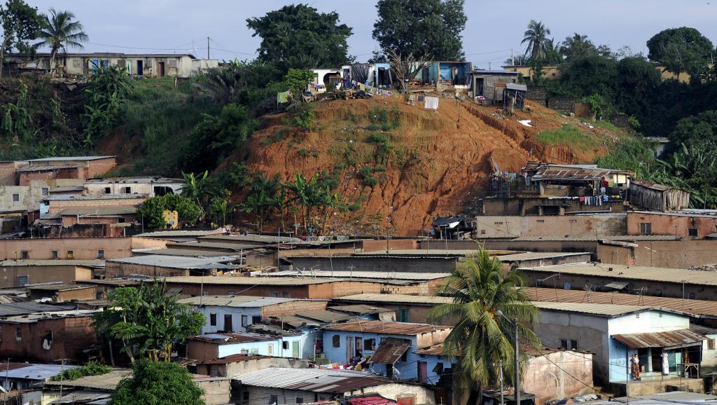 Côte d’Ivoire: un collège menacé par le projet du nouveau pont d’Abidjan