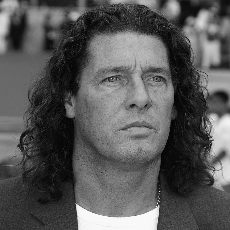 Le Sénégal oublie Bruno Metsu, la FIFA lui rend hommage