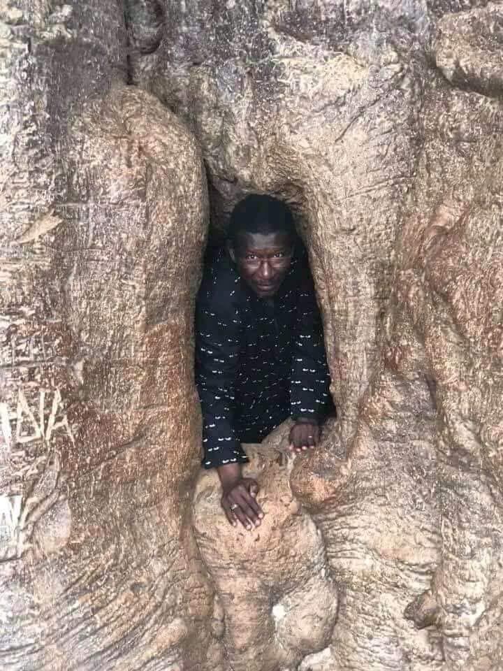 Cette photo du ministre Mary Teuw Niane sujette à toutes les moqueries sur la toile