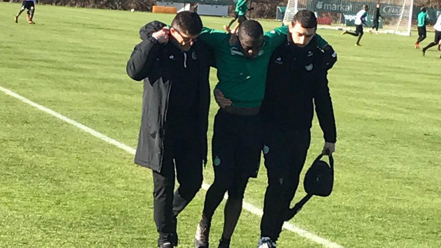Saint-Etienne : Assane Dioussé sort sur blessure 