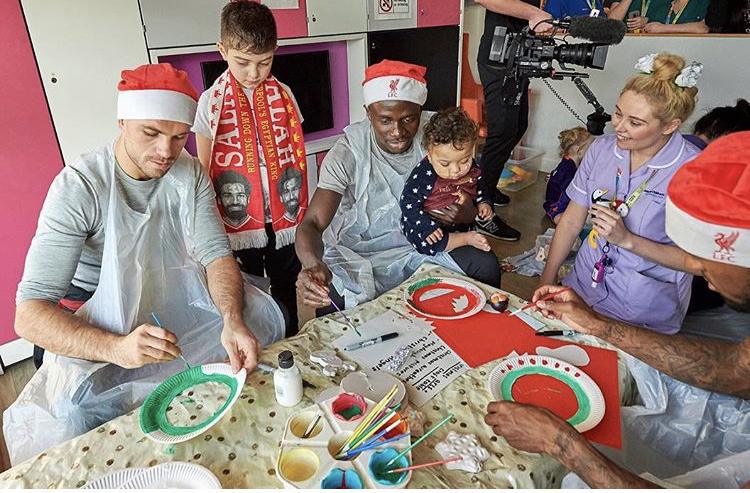 Regardez comment Sadio Mané a fêté Noël (photos)