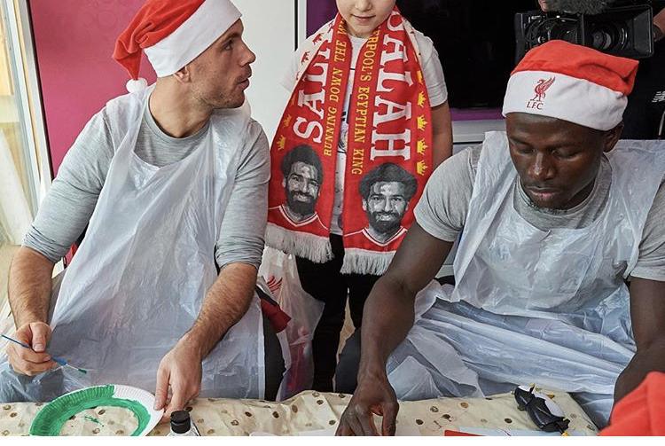 Regardez comment Sadio Mané a fêté Noël (photos)