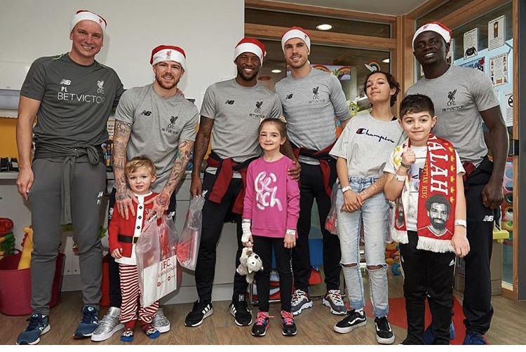 Regardez comment Sadio Mané a fêté Noël (photos)