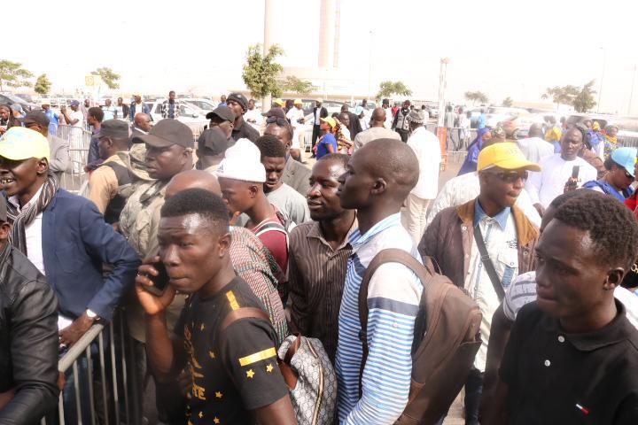 Direct-AIBD: Les images de l'arrivée d'Abdoulaye Wade
