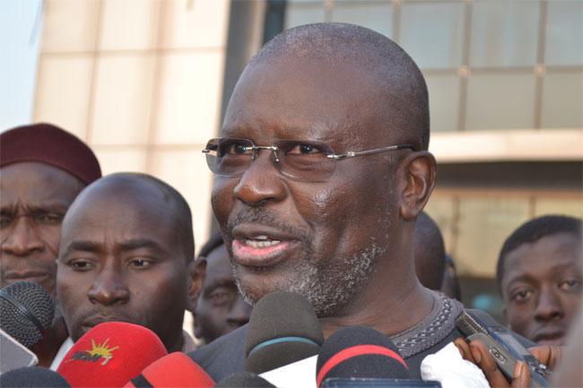 Humilié par Wade, Babacar Gaye dénonce un "complot permanent" et réserve sa décision