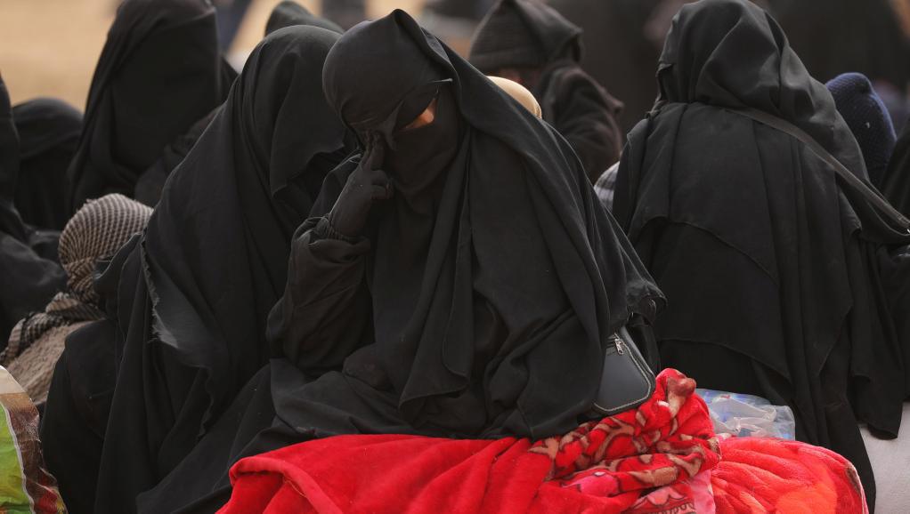 Syrie: à la rencontre de femmes de jihadistes qui ont survécu aux affrontements