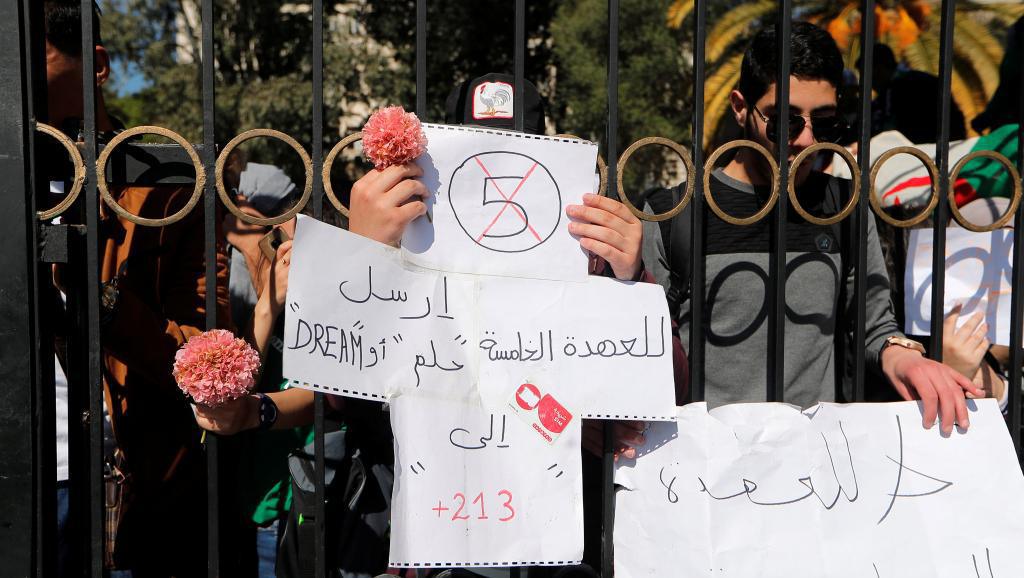 Le Maroc observe attentivement la contestation en Algérie