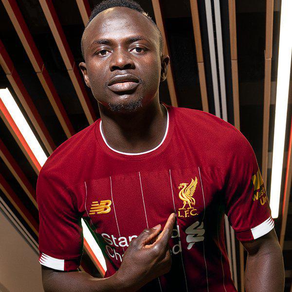 Sadio sur son prochain adversaire : "pour être honnête, jouer contre Barcelone est très difficile"