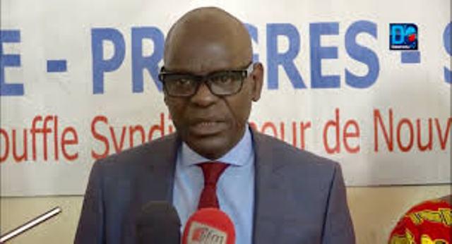 Impossibilité d’augmenter les salaires: la Cnts/Fc déclare la guerre à Macky Sall