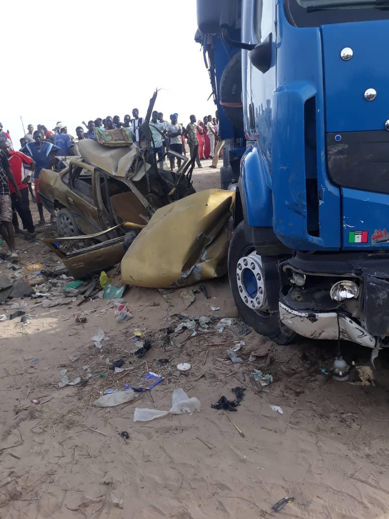 URGENT - Un violent choc entre camion et un taxi-clando sur le chemin des ICS fait deux morts (Photo)
