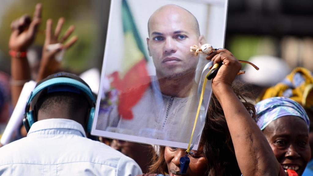 Babacar Gaye réplique à Macky: « Le seul contentieux qui existe entre eux, c’est Karim Wade »