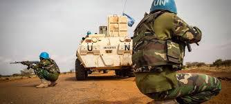 Mali: un Casque bleu tué et 5 autres blessés dans deux attaques