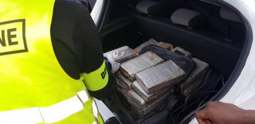 AIBD: de la drogue d’une valeur de 520 Millions dissimulés dans des objets d’art saisie