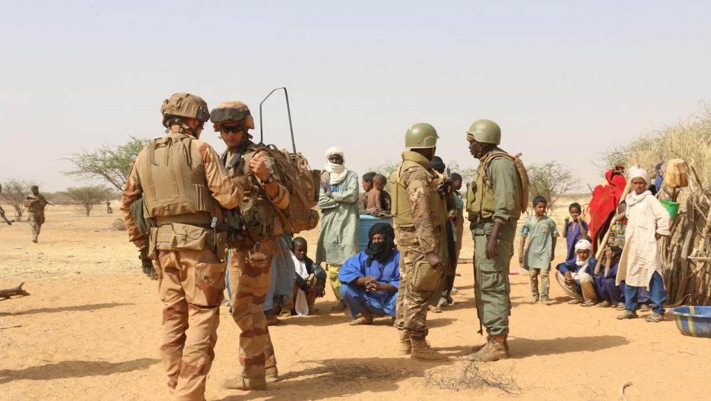 Sahel: en opération avec les FAMA et Barkhane dans le Gourma [Reportage]