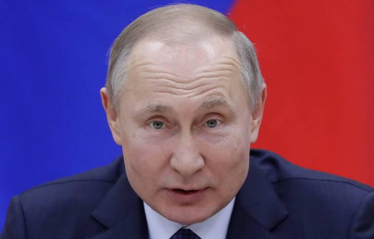 Russie : Un mariage, c’est « un homme et une femme » pour Vladimir Poutine