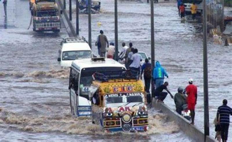 #Inondations_Sénégal: plus de 800 milliards FCFA engloutis dans les eaux depuis 2012, le peuple encore suspendu à un plan d'urgence (REDIFFUSION)