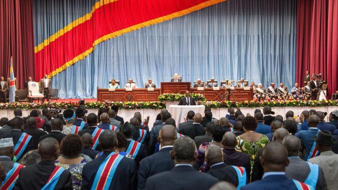 RDC: le Parlement fait sa rentrée sur fond de tensions entre Cach et le FCC