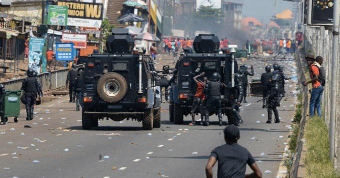 #Guinée - Internet coupé à Conakry a quelques heures de la proclamation des résultats provisoires, l'Armée déployée