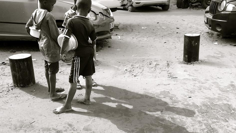Exclusion des enfants-talibés du système scolaire: quand les sébiles se substituent aux sacs d’écoliers