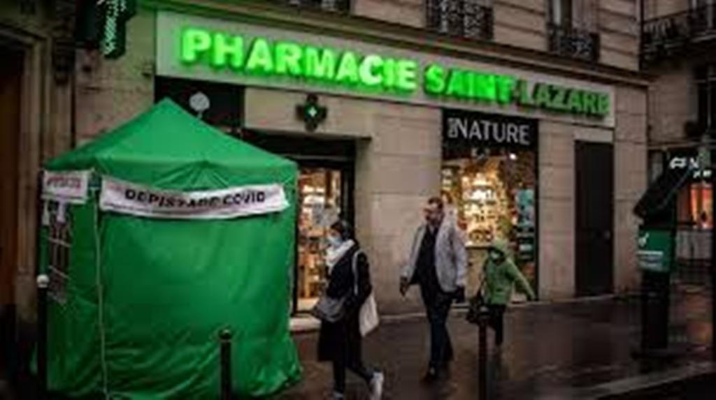 Covid-19 : après les fêtes, quels scénarios pour un reconfinement en France ?
