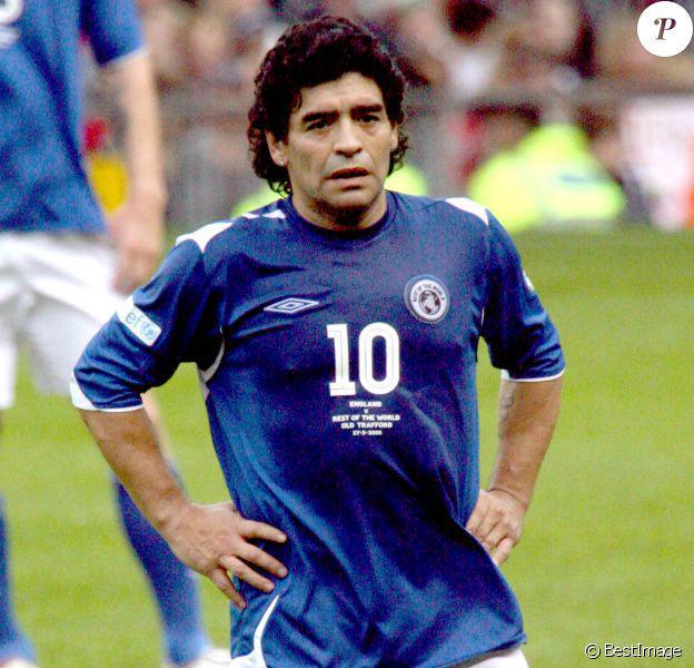 Mort de Maradona : un psychologue et deux infirmiers également visés par l’enquête