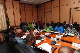 Matérialisation accords signés entre gouvernement et syndicats d’enseignants: l’Etat aurait décaissé 166 milliards entre 2018 et 2020