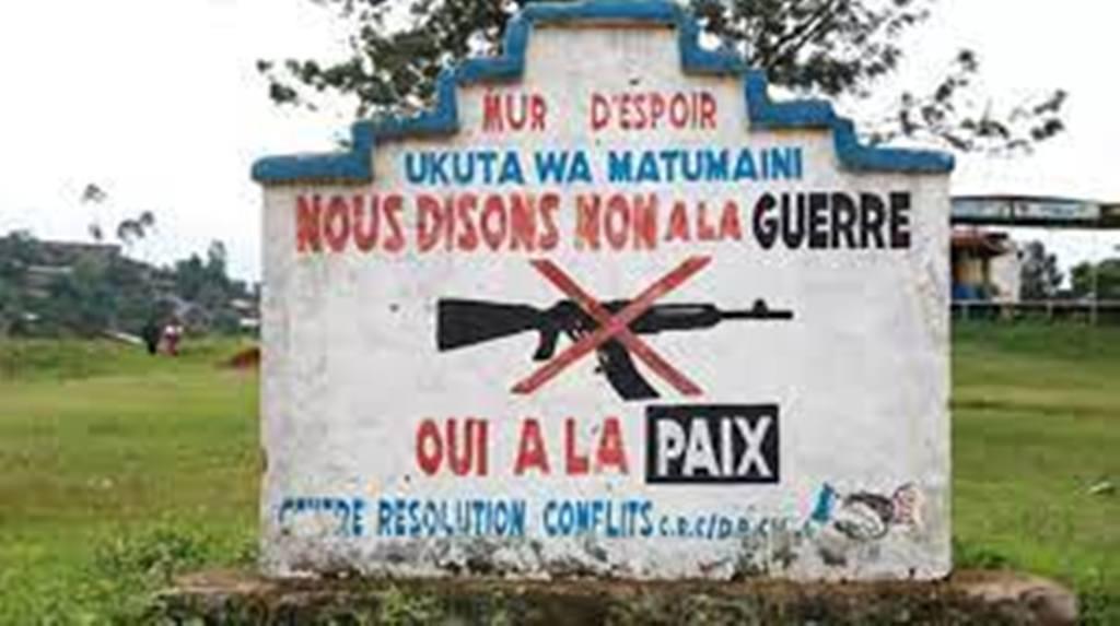 RDC: à Beni, les élèves passent la nuit devant la mairie pour réclamer la paix