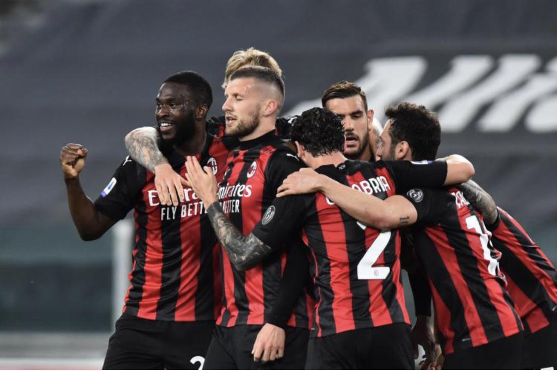 Course à la LDC: la Juve écrasée à domicile par Milan AC (0-3)