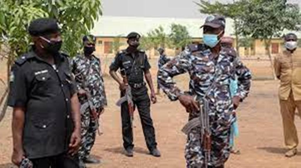 Nigeria: un avion de chasse abattu par des «bandits» fait craindre une escalade