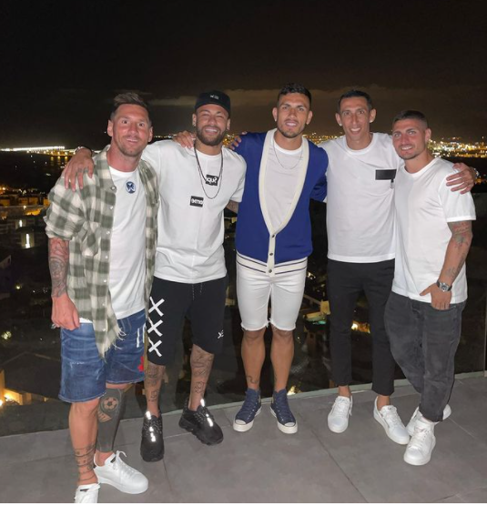 Messi a passé la soirée avec Neymar et des joueurs du PSG