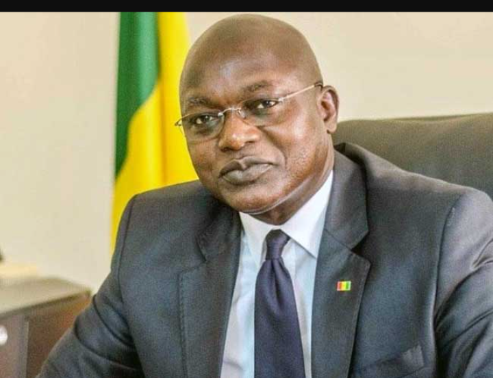 Oumar Gueye sur les inondations : « l’eau est source de développement et nous avons besoin de pluie »