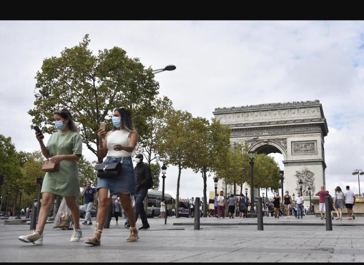 COVID-19 : L’Europe fait face à une reprise de l’épidémie, alors que le virus recule dans le reste du monde