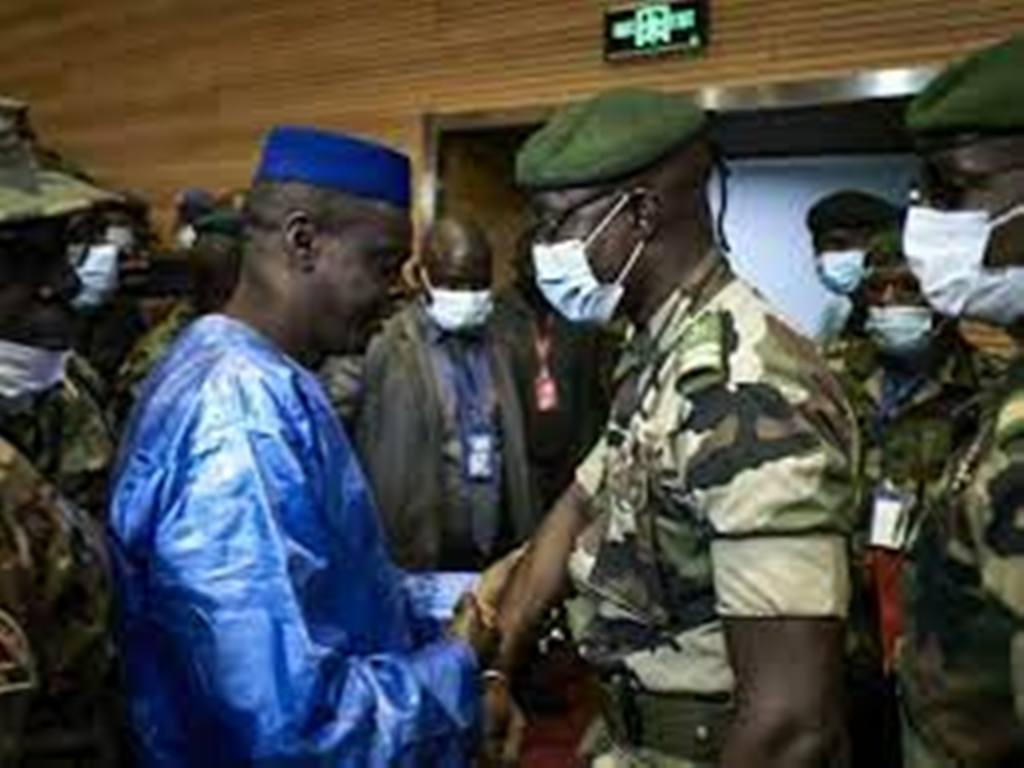 Mali : un vice-président du Parlement de transition inculpé pour «troubles à l'ordre public»