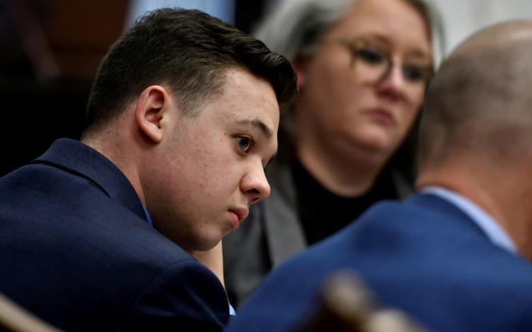 États-Unis: Kyle Rittenhouse, qui a tué deux manifestants antiracistes en 2020, a été acquitté