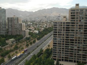Des complexes résidentiels dans la banlieue Shahrah-e Qods, au nord-ouest de Téhéran. Kaveh Kazemi/Getty Images