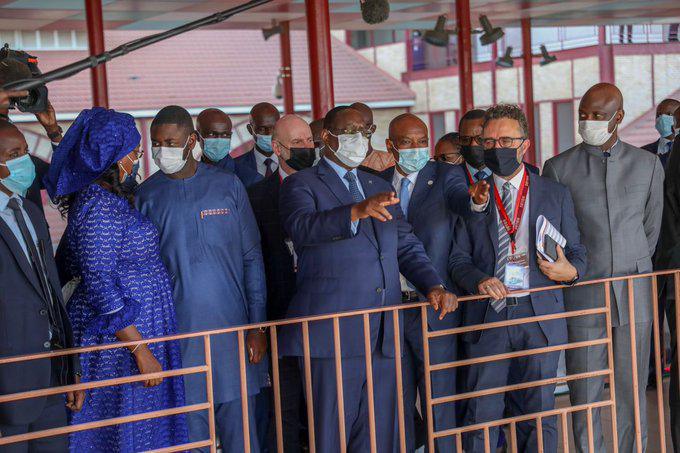 Macky défend l'utilité du TER par l'engorgement de Dakar: "40 000 nouvelles immatriculations par jour à Dakar et 70% de l'activité économique du pays"